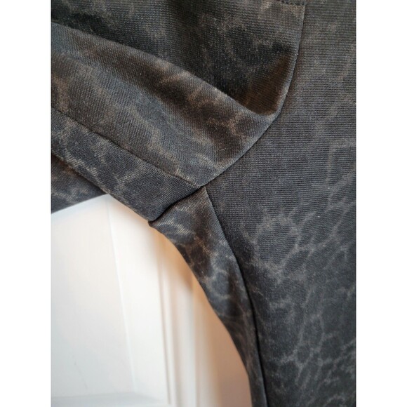 Chico's Animal Print Ponte Legging Size 12 / Large - Picture 5 of 8